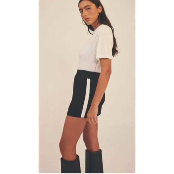 NWT NAGNATA MARINA MINI SKIRT | BLACK SIZE LARGE - Picture 2 of 5